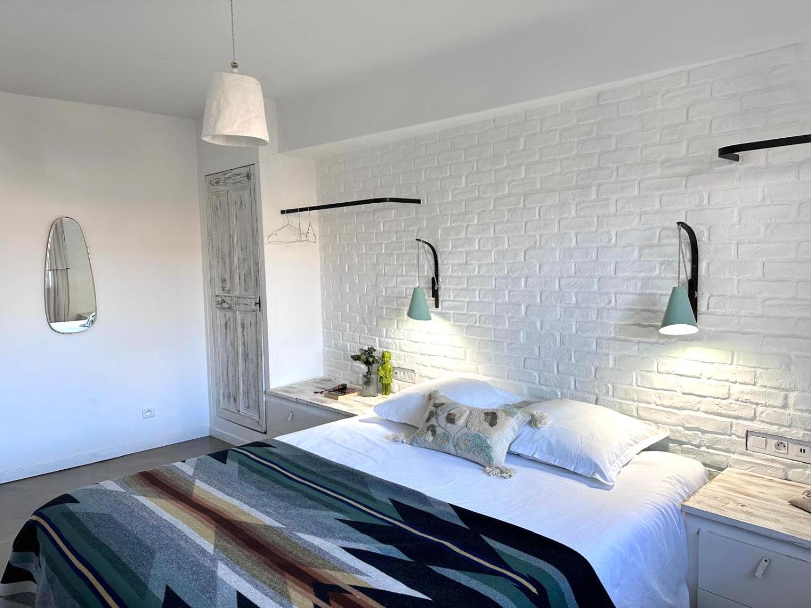 Le 40 Apartment ลีล-ซูร์-ลา-ซอร์ก ภายนอก รูปภาพ
