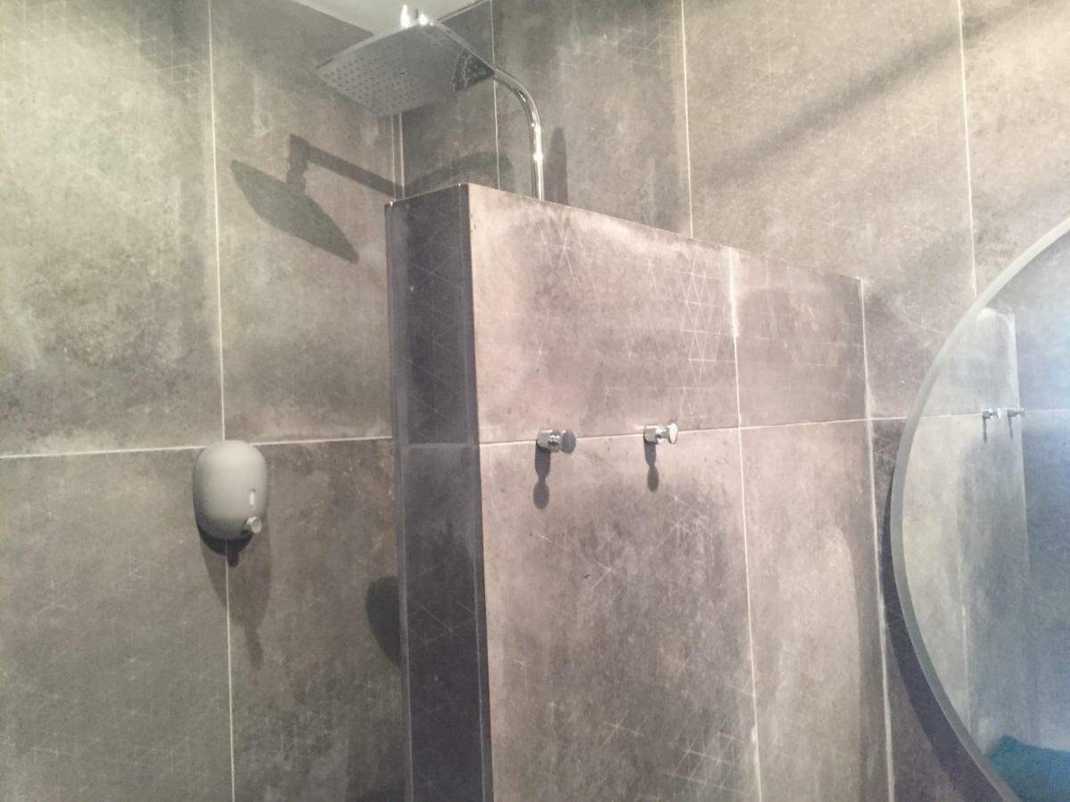 Le 40 Apartment ลีล-ซูร์-ลา-ซอร์ก ภายนอก รูปภาพ